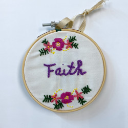 手工刺繡掛飾 (紫, Faith)